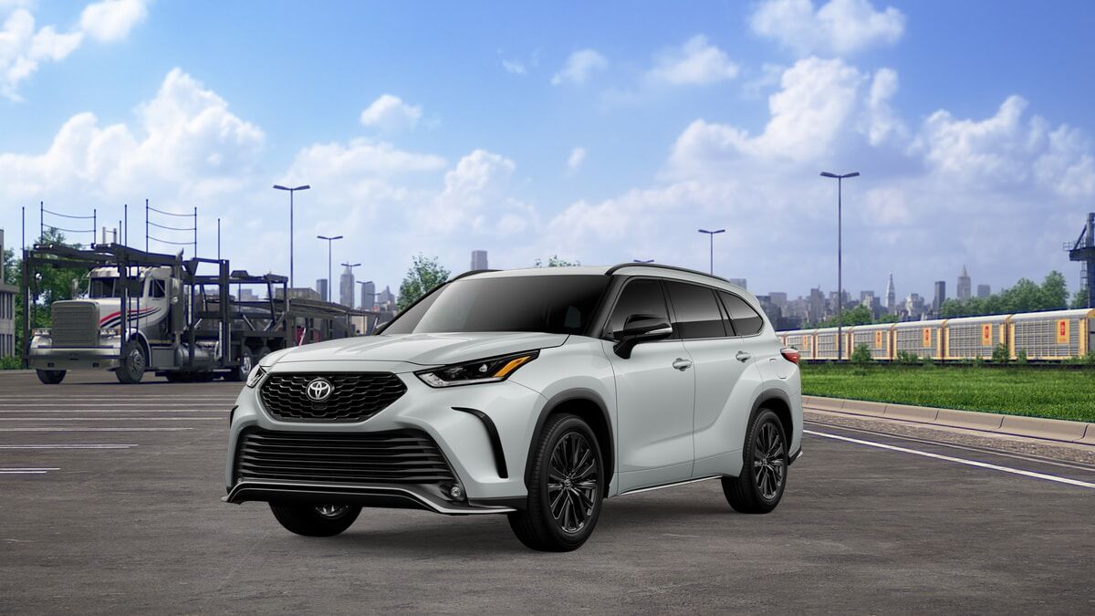 2026 TOYOTA Highlander