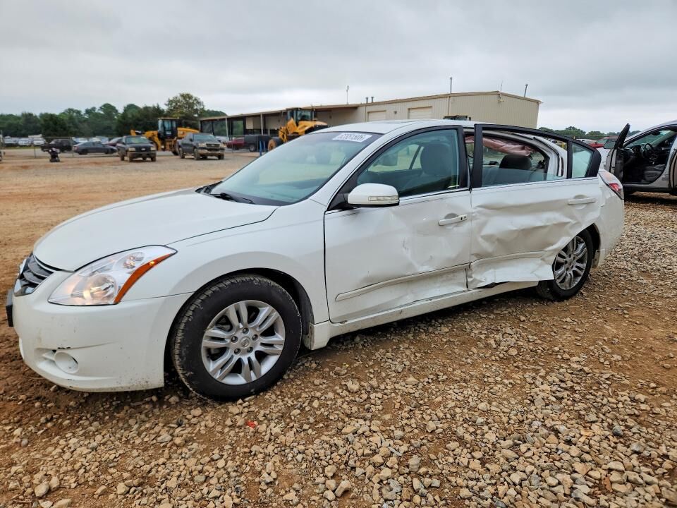 2011 NISSAN Altima