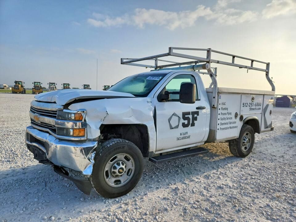 2018 CHEVROLET Silverado