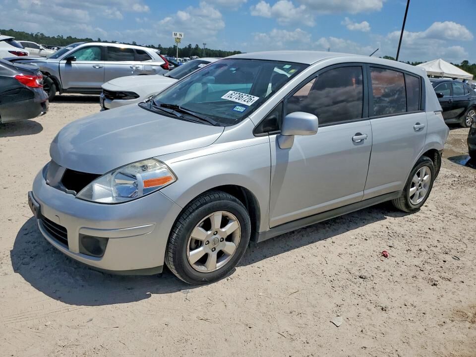2012 NISSAN Versa