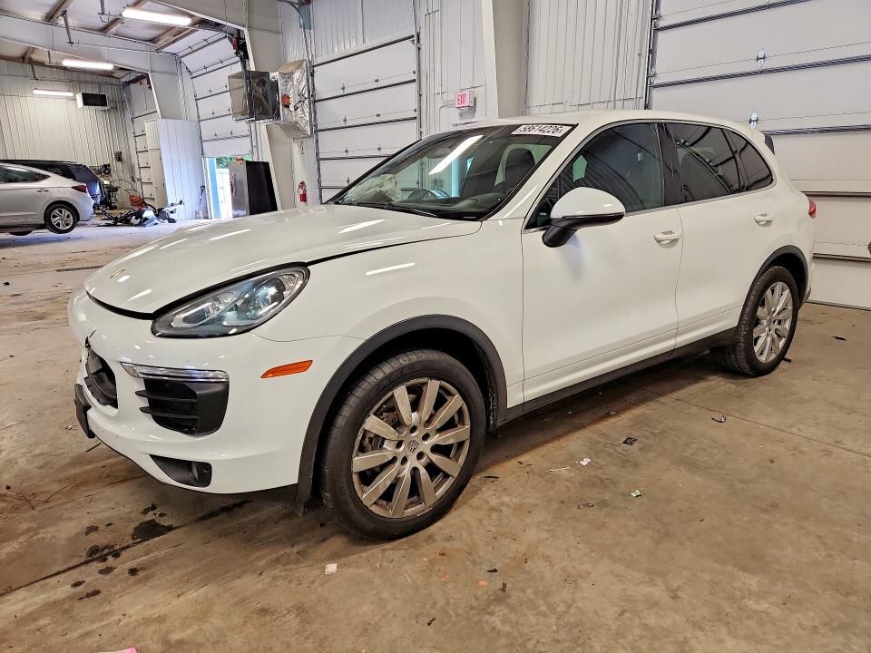 2016 PORSCHE Cayenne