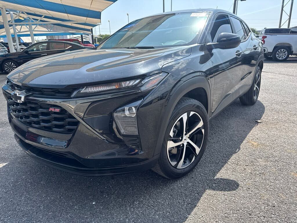 2024 CHEVROLET Trax