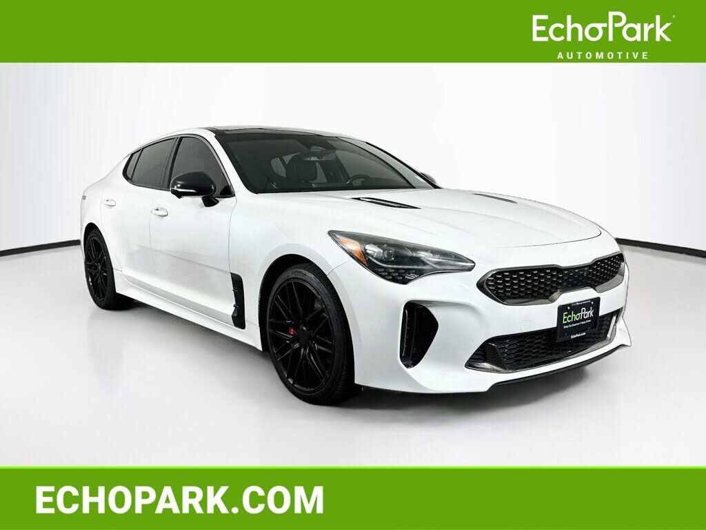 2022 KIA Stinger