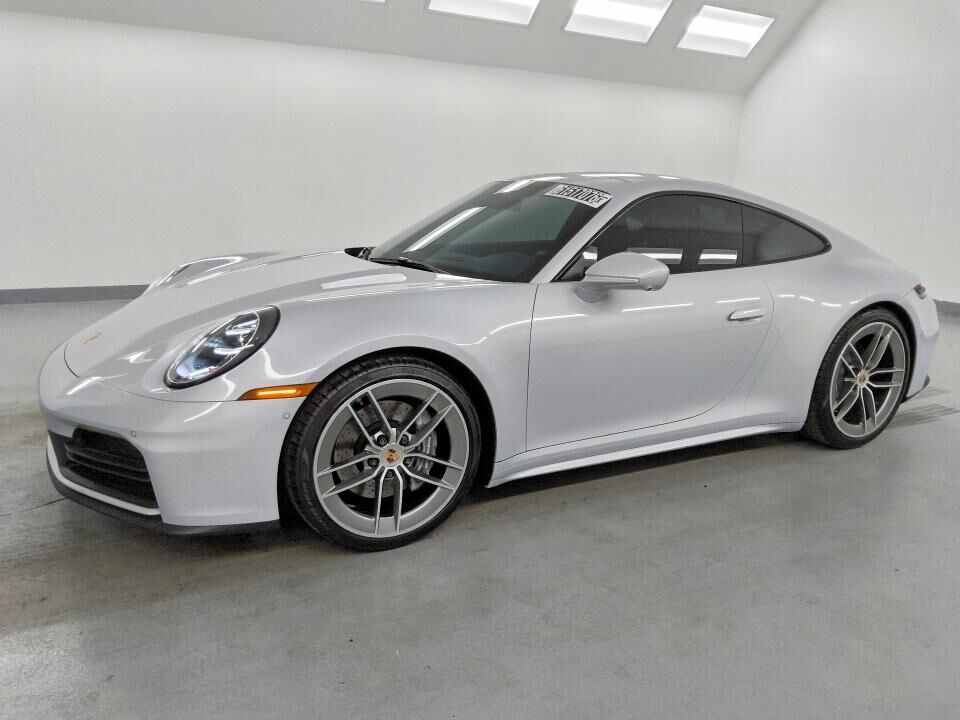 2025 PORSCHE 911