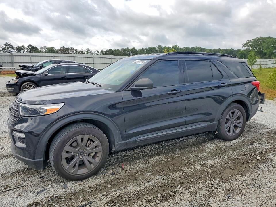 2021 FORD Explorer