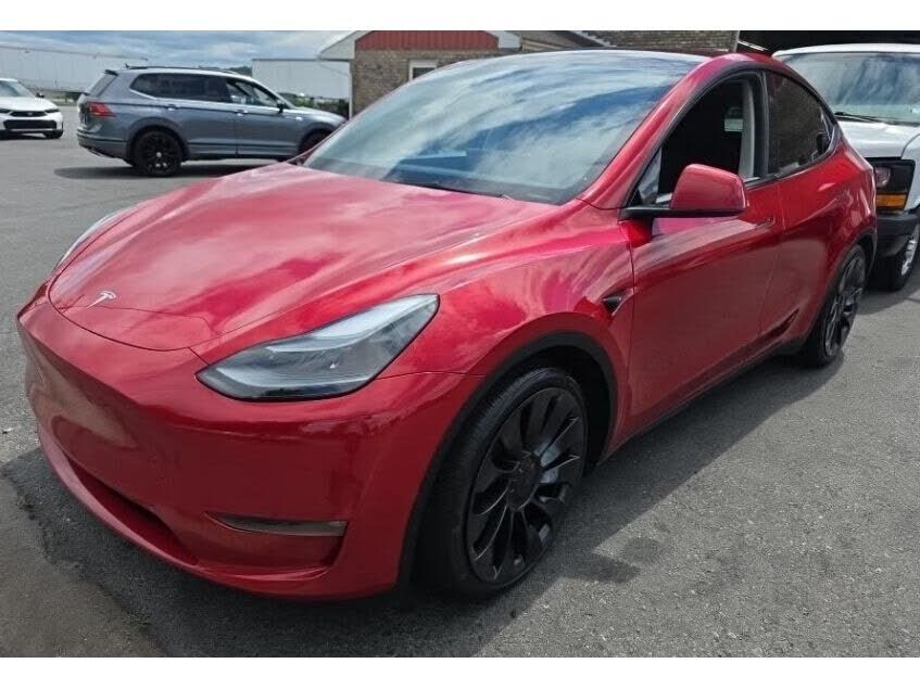 2023 TESLA Model Y