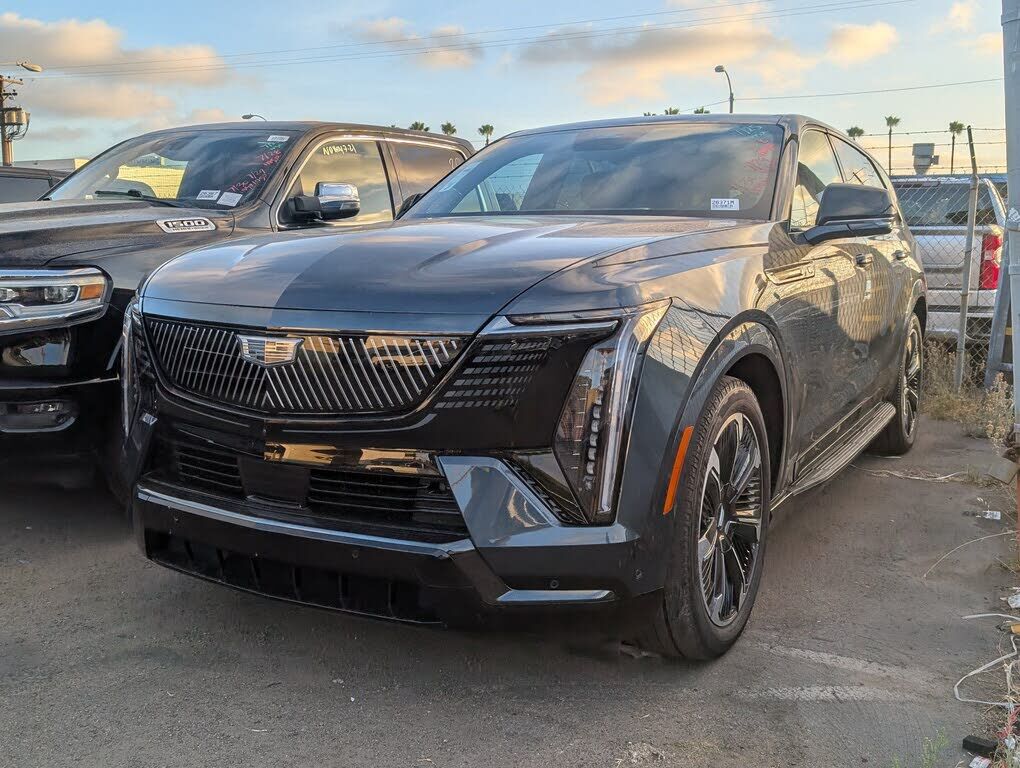 2025 CADILLAC Escalade IQ