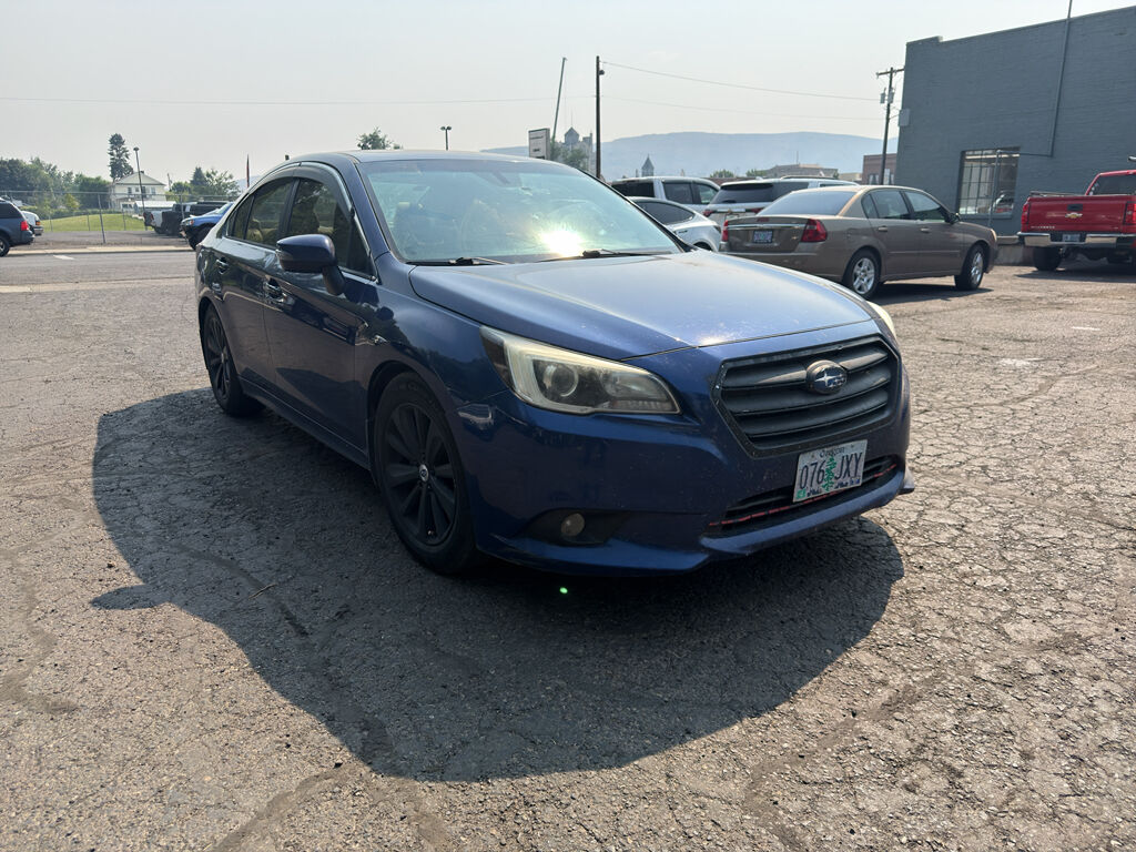 2017 SUBARU Legacy
