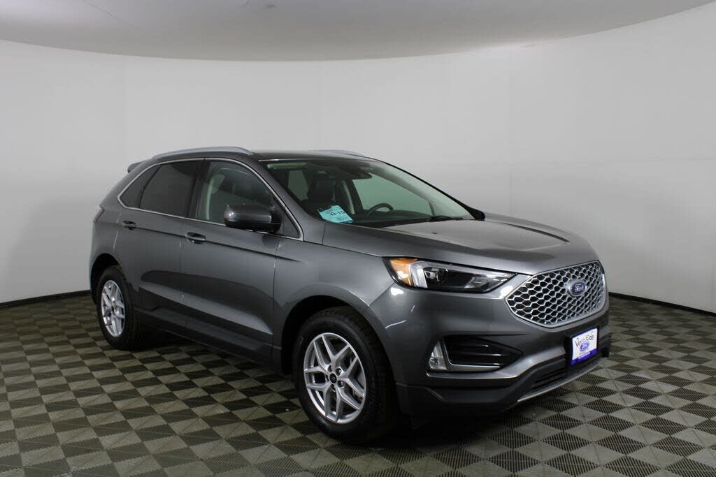 2023 FORD Edge