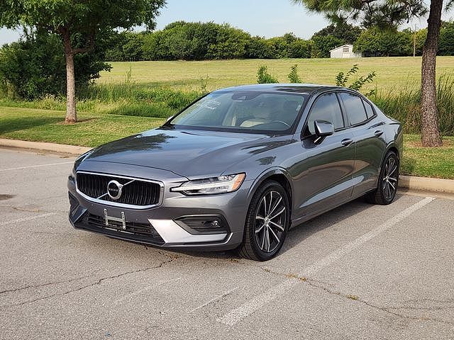 2021 VOLVO S60