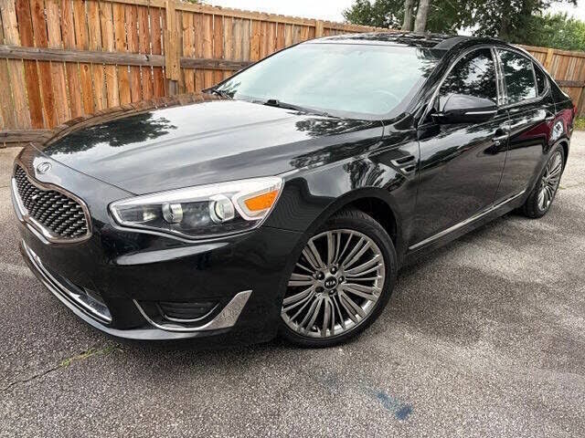 2016 KIA Cadenza