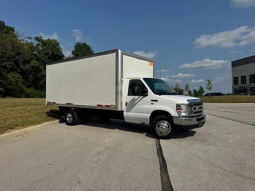 2015 FORD E-350