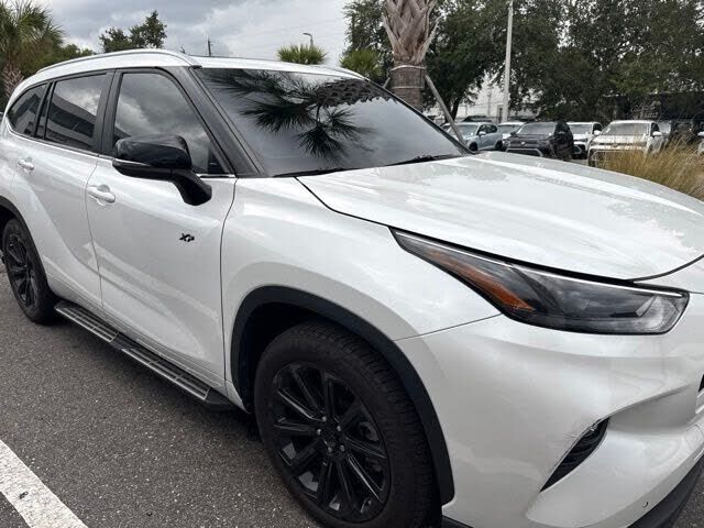 2023 TOYOTA Highlander
