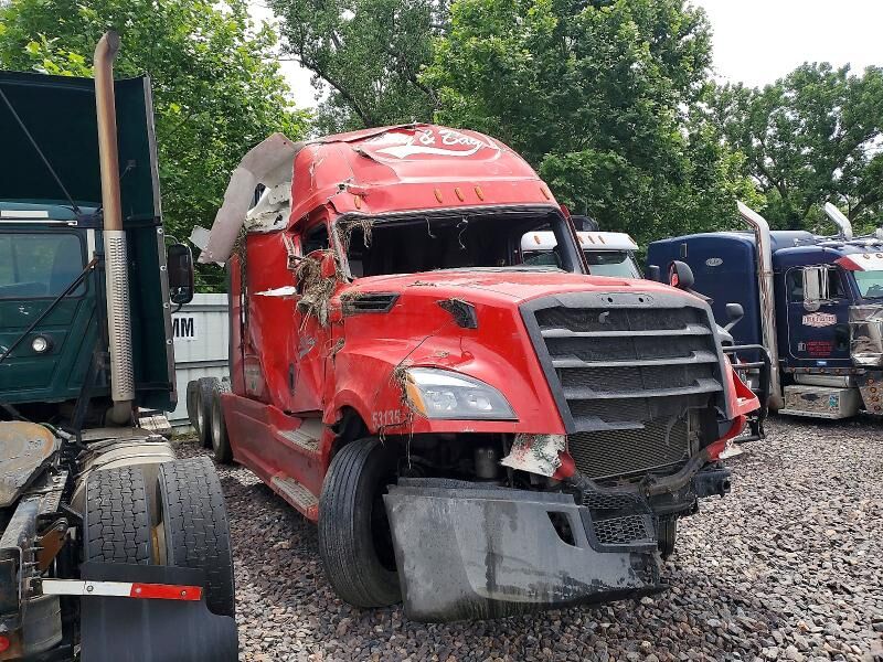 2021 FREIGHTLINER Cascadia