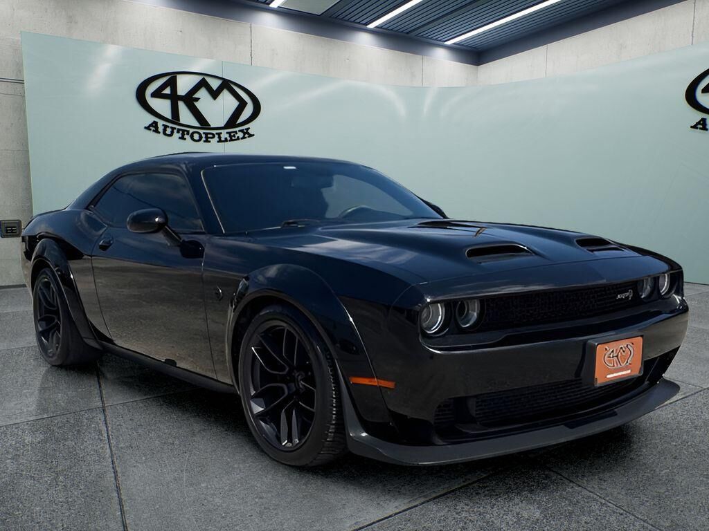 2019 DODGE Challenger