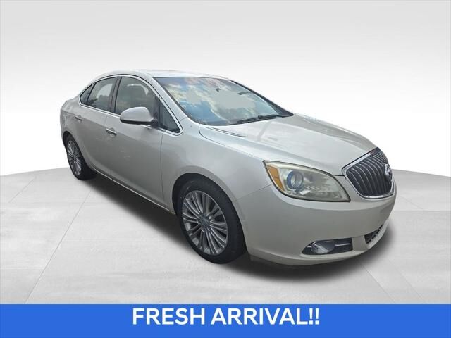 2013 BUICK Verano
