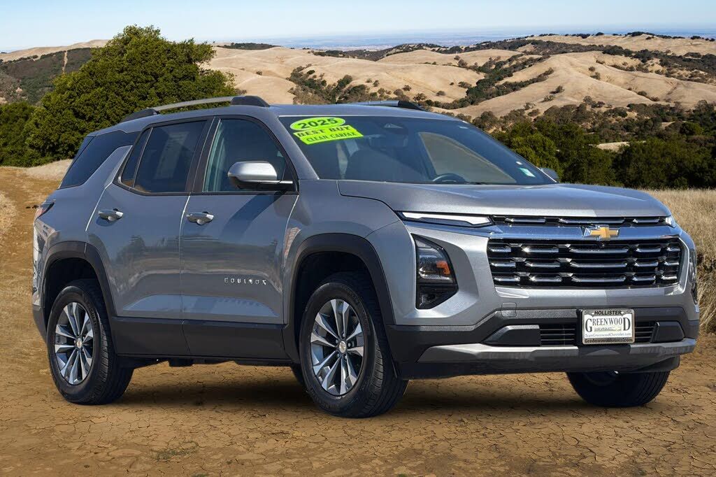 2025 CHEVROLET Equinox