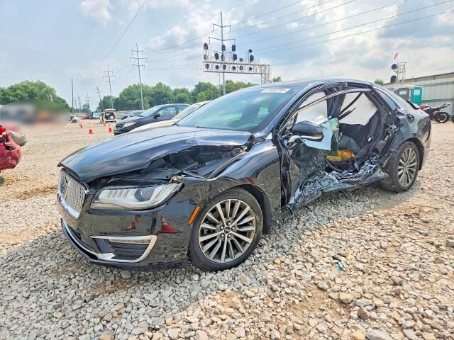 2017 LINCOLN MKZ