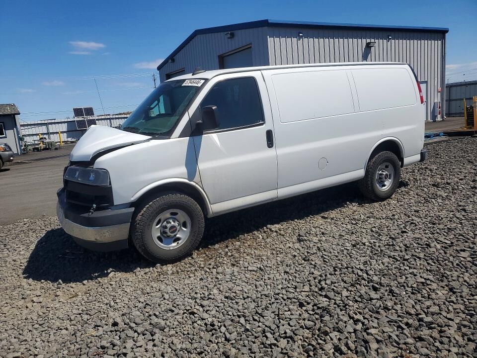 2021 GMC Savana