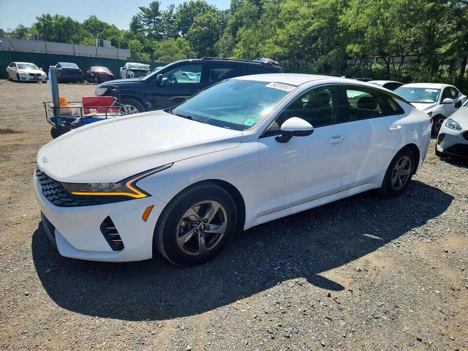 2022 KIA K5