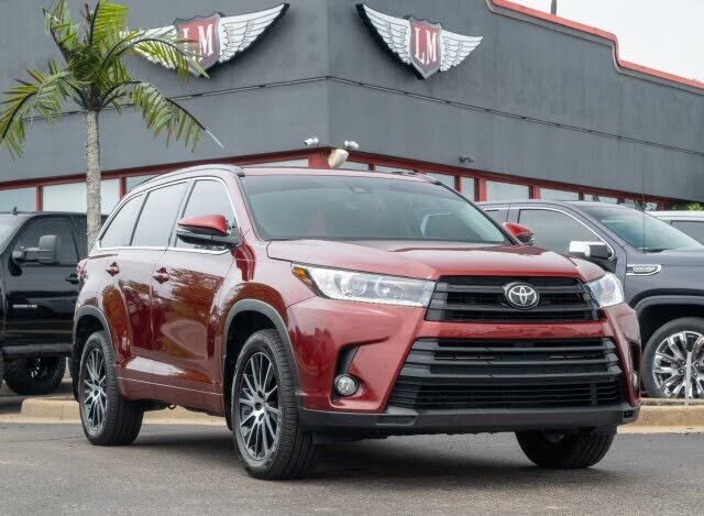 2017 TOYOTA Highlander