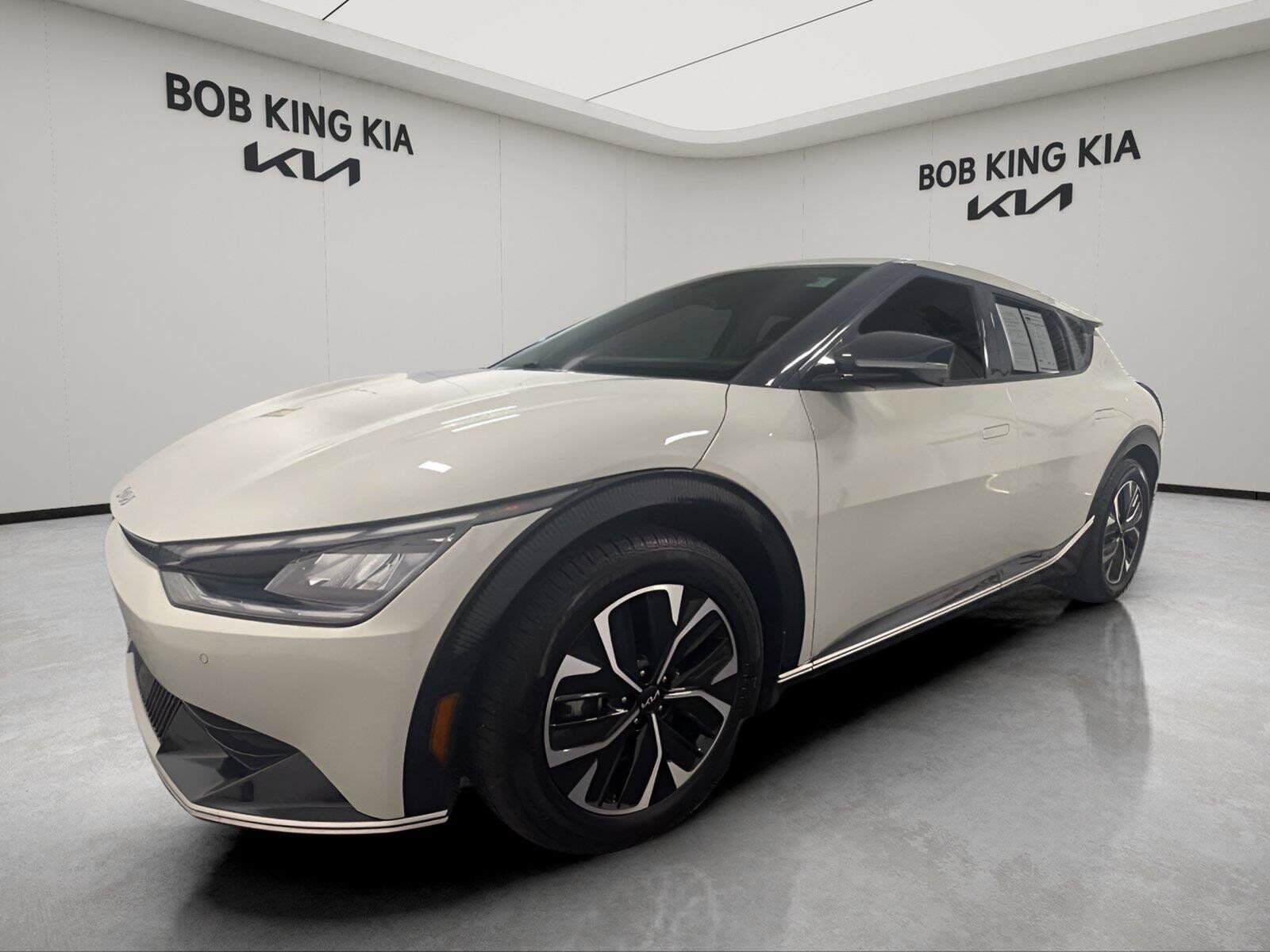 2023 KIA EV6