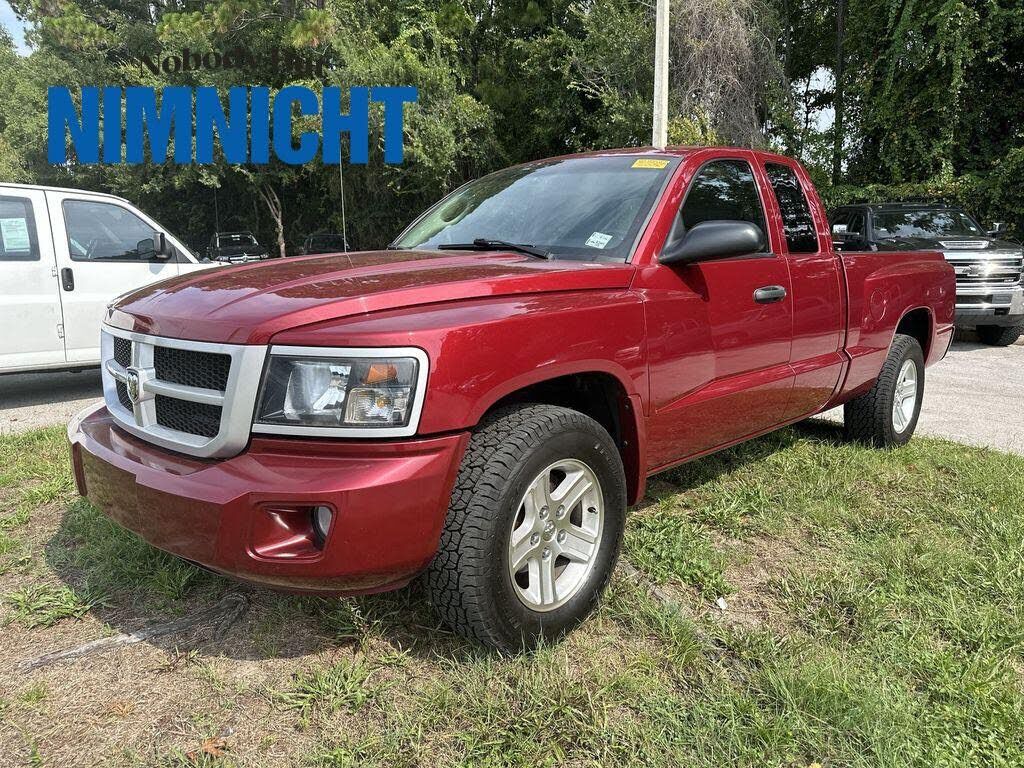 2011 DODGE Dakota