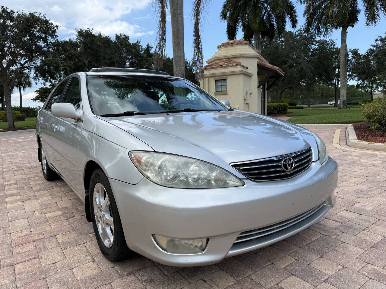 2005 TOYOTA Camry