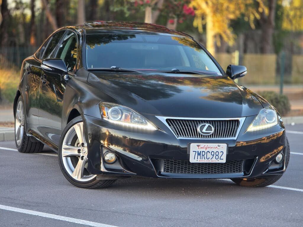 2012 LEXUS IS