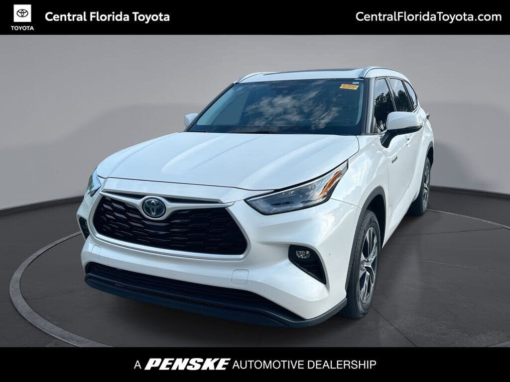 2021 TOYOTA Highlander