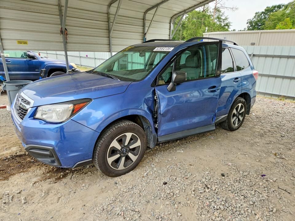 2018 SUBARU Forester