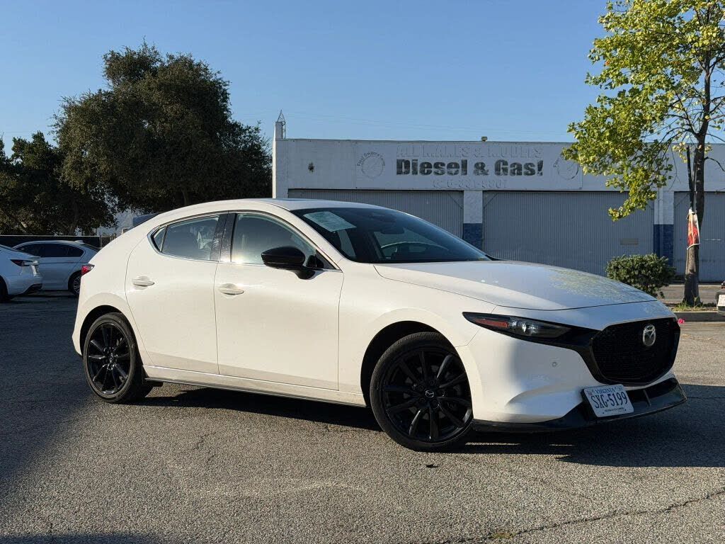 2024 MAZDA Mazda3