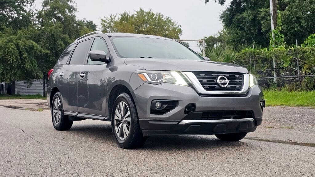 2020 NISSAN Pathfinder