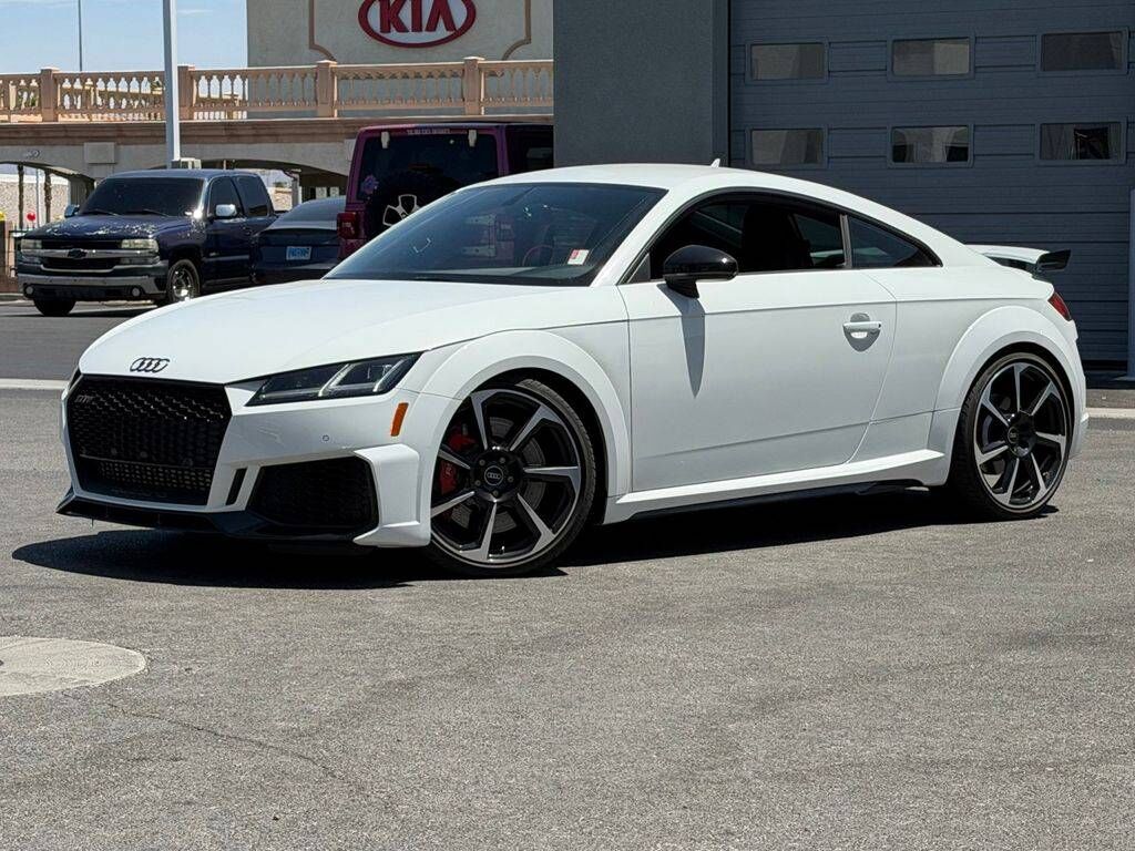 2022 AUDI TT RS