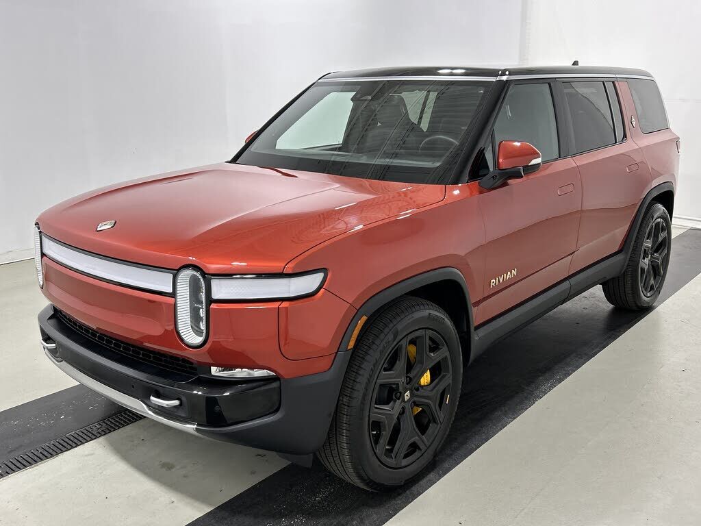 2022 RIVIAN R1S