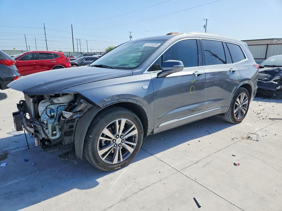 2021 CADILLAC XT6