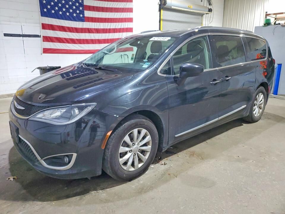 2018 CHRYSLER Pacifica