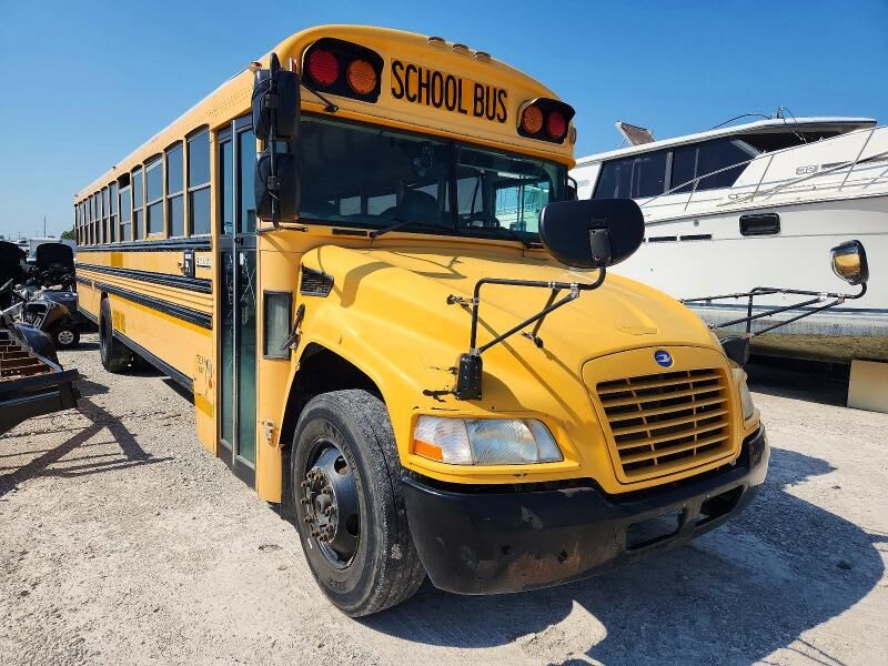 2012 BLUE BIRD BB Conventional