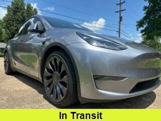 2025 TESLA Model Y
