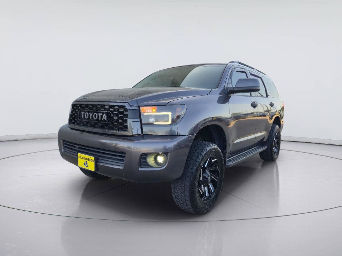 2015 TOYOTA Sequoia