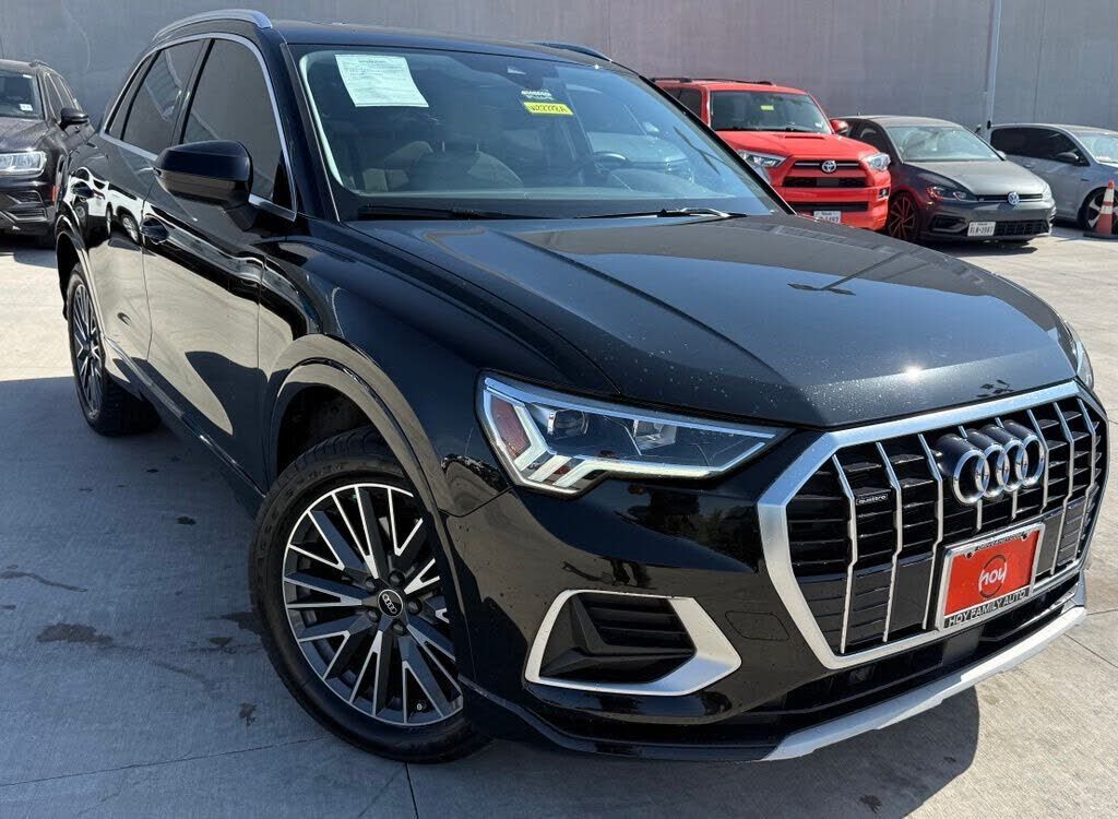 2022 AUDI Q3