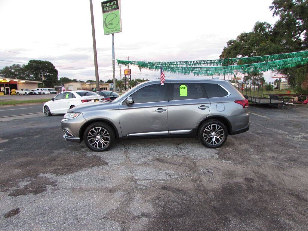 2017 MITSUBISHI Outlander