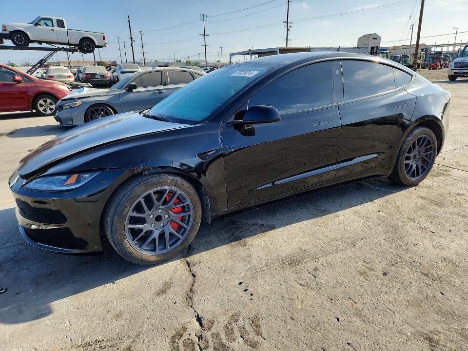 2025 TESLA Model 3