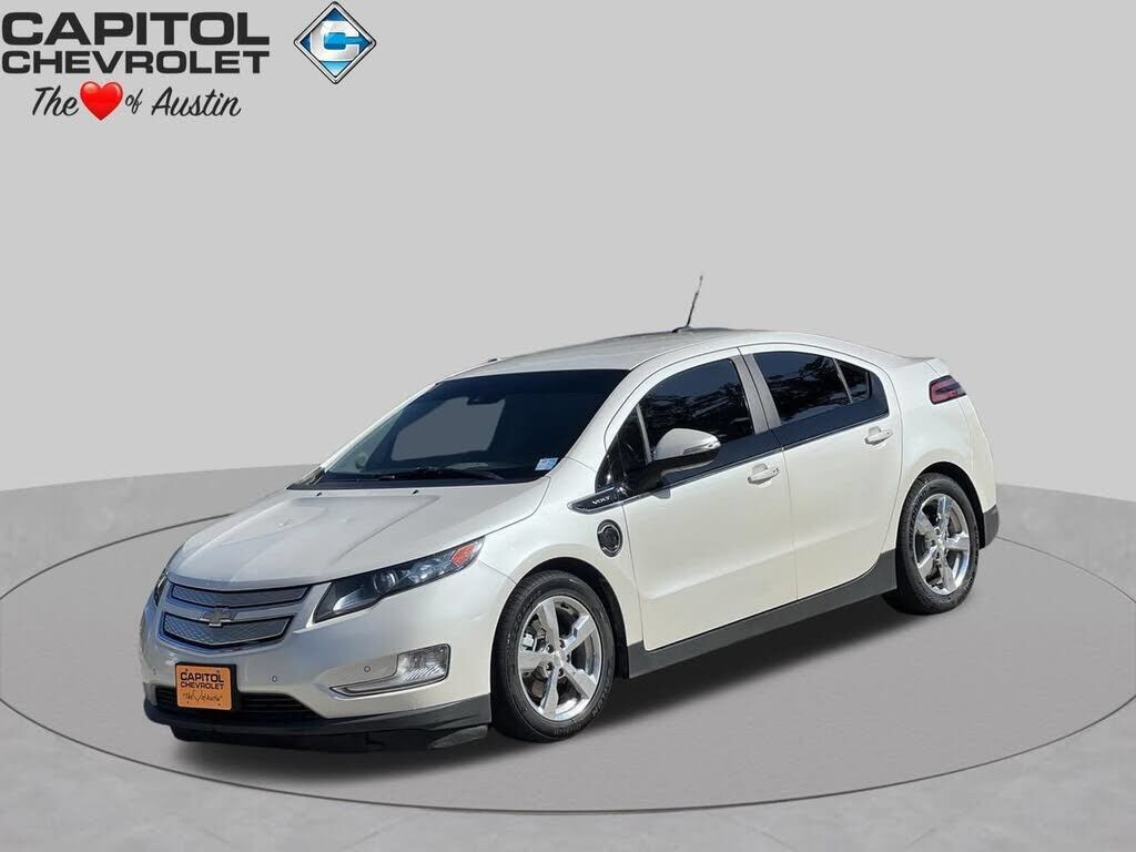 2013 CHEVROLET Volt