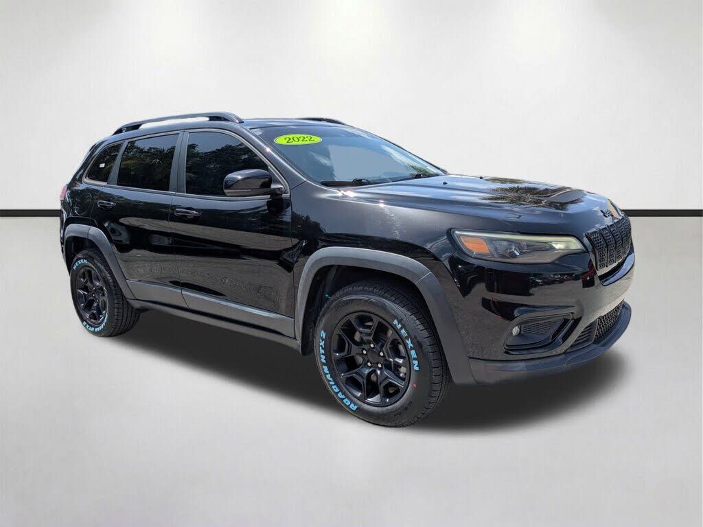2022 JEEP Cherokee