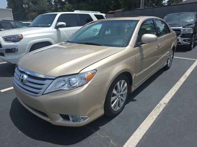 2011 TOYOTA Avalon