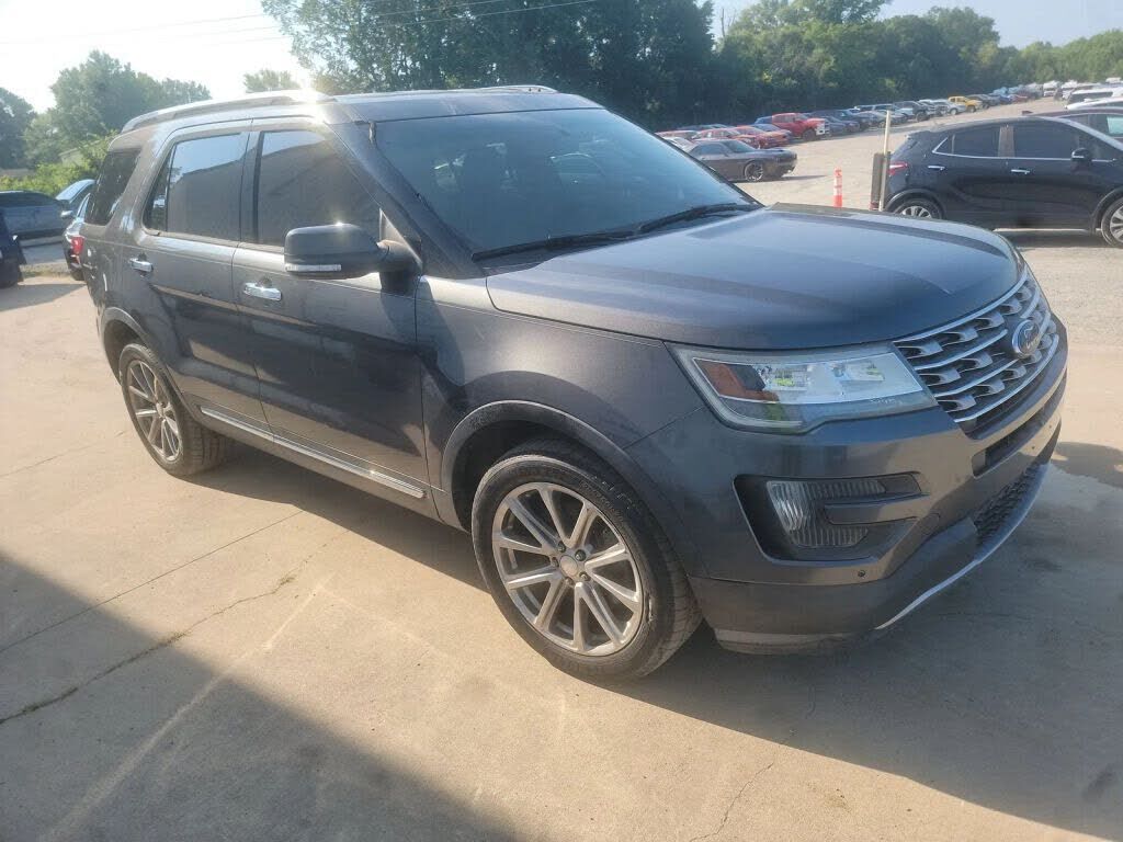2016 FORD Explorer