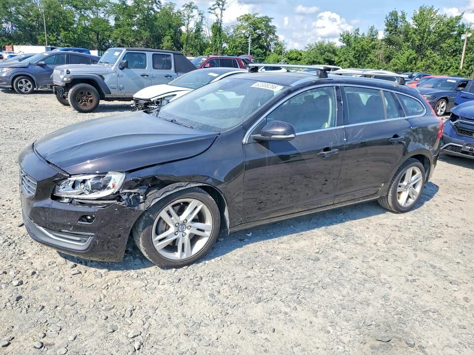 2015 VOLVO V60