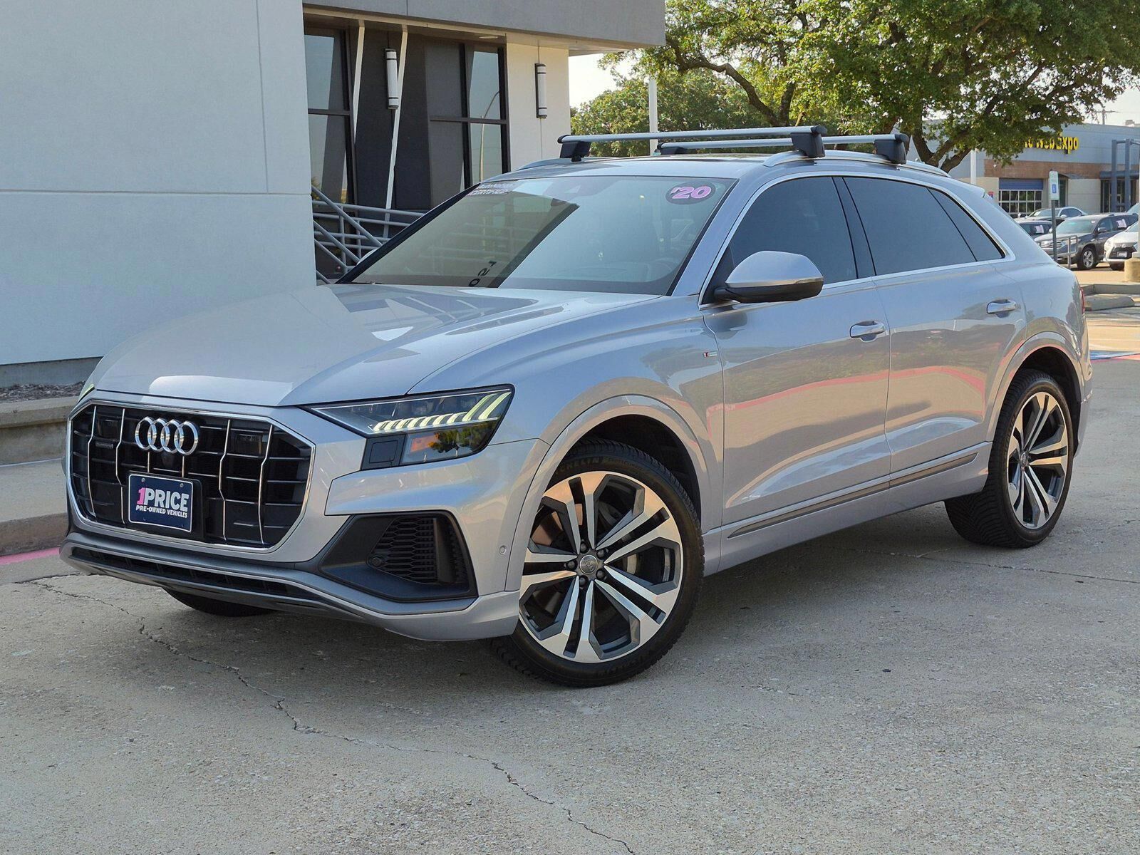 2020 AUDI Q8
