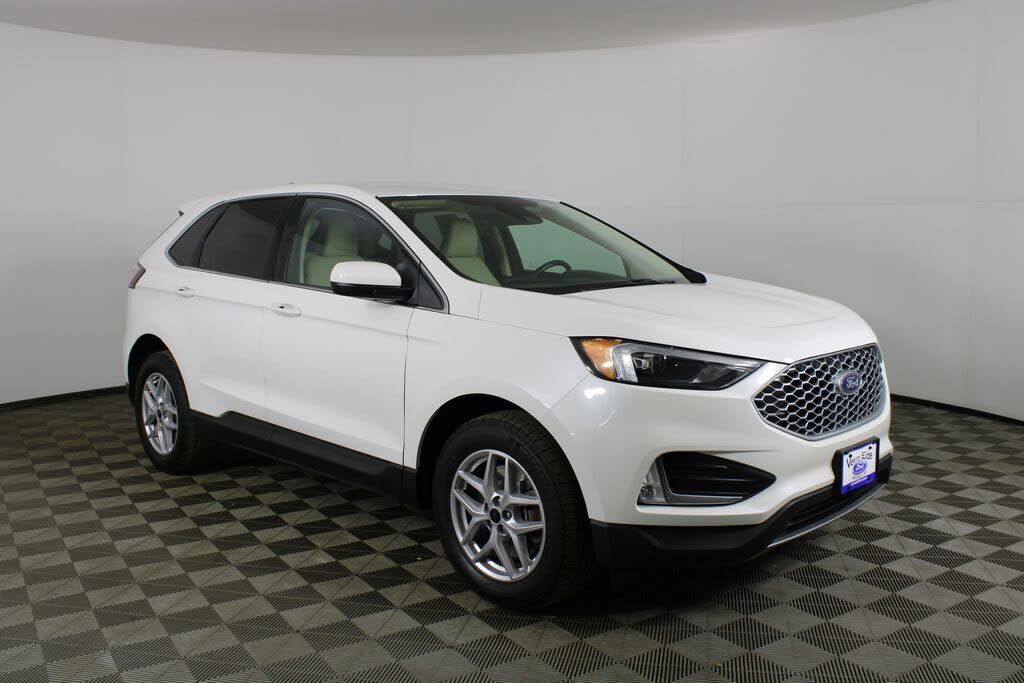 2023 FORD Edge